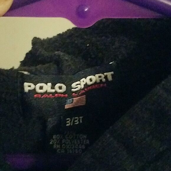 Sweatshirt    - Picture 2 of 2